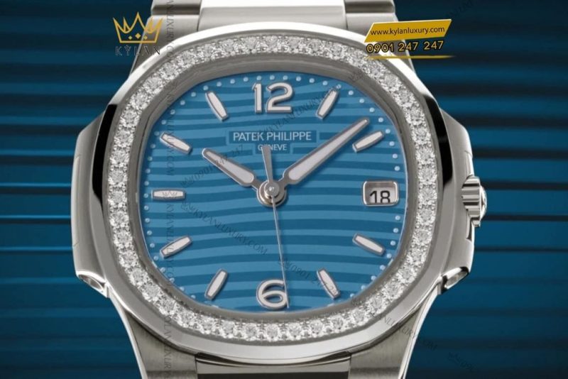 Đồng hồ Patek Philippe Nautilus 7010/1G-013 mặt số xanh ngọc