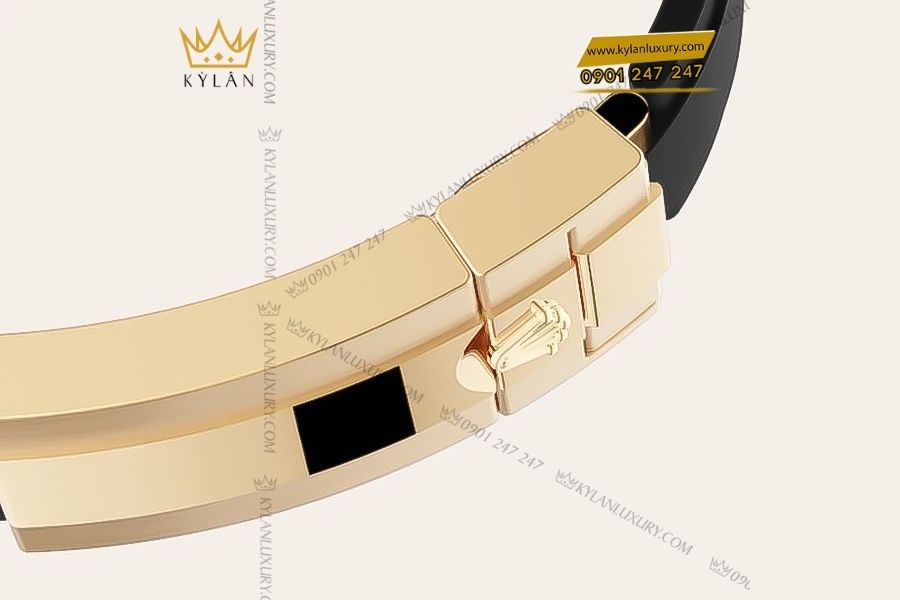 Kỳ Lân Luxury dong ho rolex cosmograph daytona m126518ln 0014 4 Đồng hồ Rolex Cosmograph Daytona m126518ln-0014 mặc số xanh ngọc lam