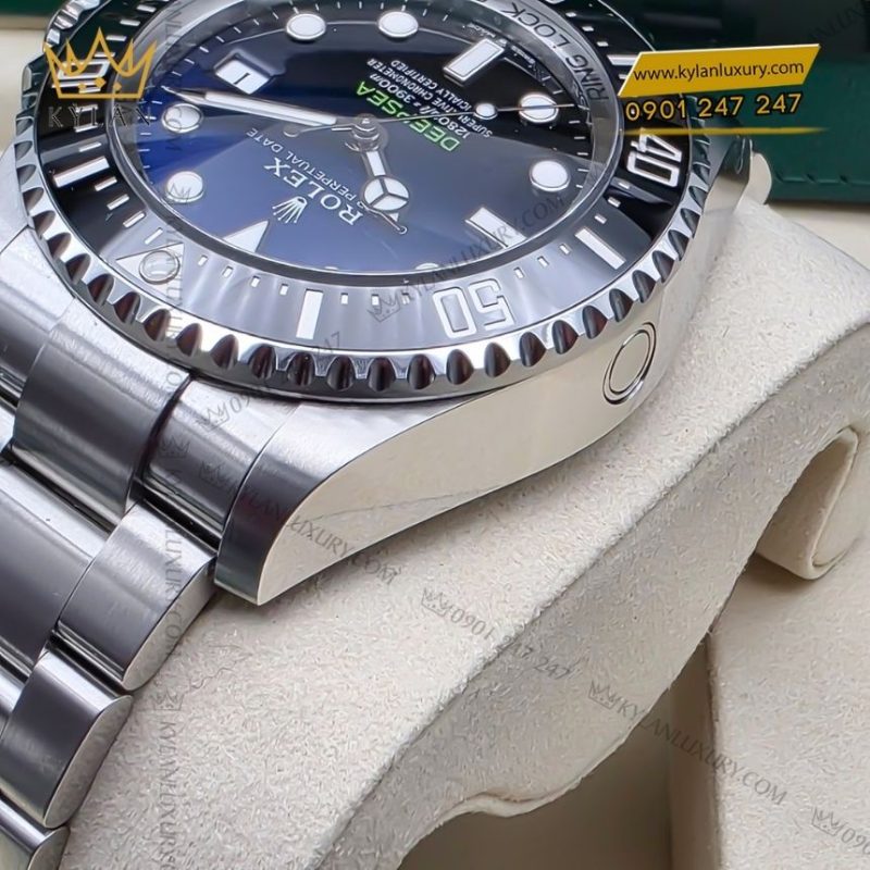 Đồng hồ Rolex Deepsea mặt số D-blue 136660-0005