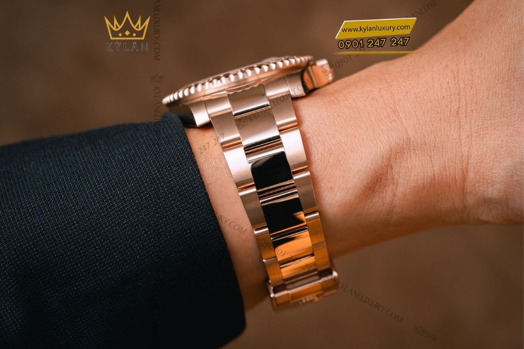 Kỳ Lân Luxury dong ho rolex gmt master ii 126715chnr 5 Đồng hồ Rolex GMT-Master II mặt số đá Tiger Iron 126715CHNR-0002