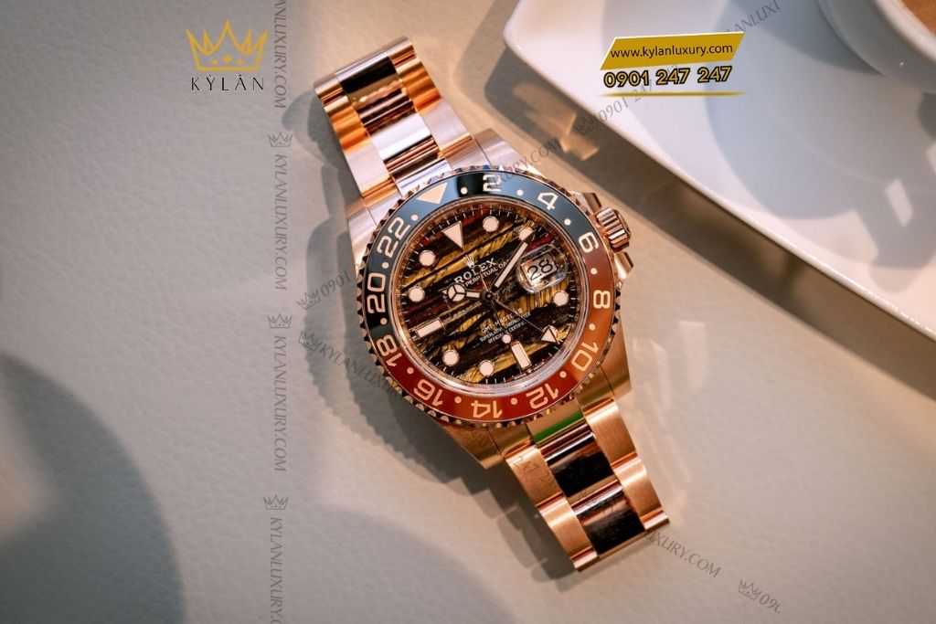 Kỳ Lân Luxury dong ho rolex gmt master ii 126715chnr 7 Đồng hồ Rolex GMT-Master II mặt số đá Tiger Iron 126715CHNR-0002