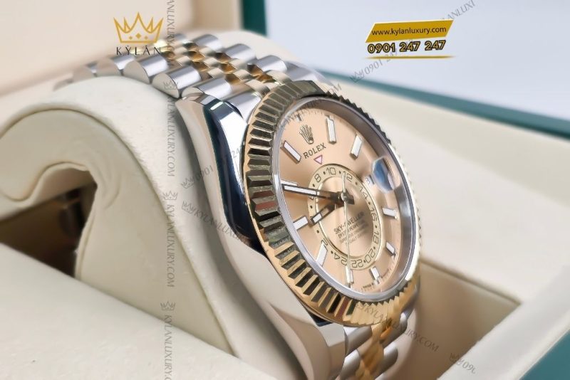 Đồng hồ Rolex Sky-Dweller vàng kim mặt số champage m336933-0002