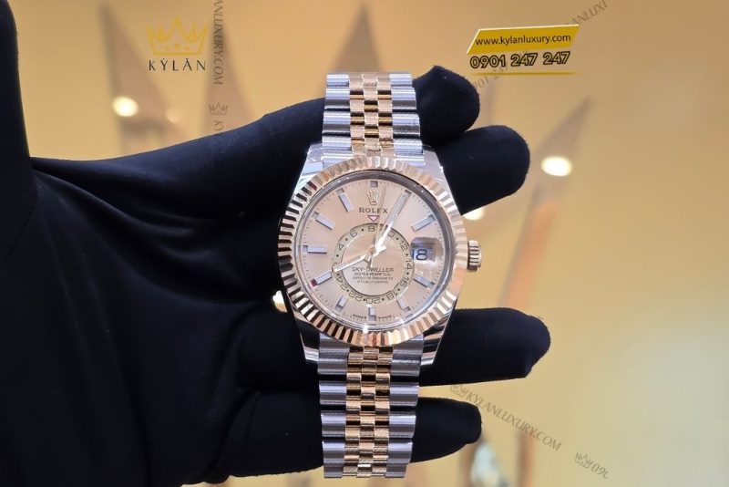 Đồng hồ Rolex Sky-Dweller vàng kim mặt số champage m336933-0002