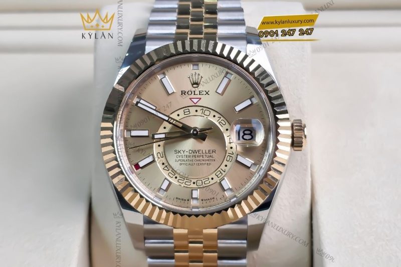 Đồng hồ Rolex Sky-Dweller vàng kim mặt số champage m336933-0002
