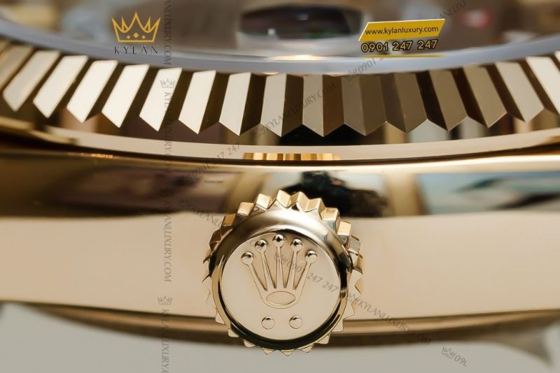 Đồng hồ Rolex Sky-Dweller mặt trắng vàng kim 18ct m336938-0006