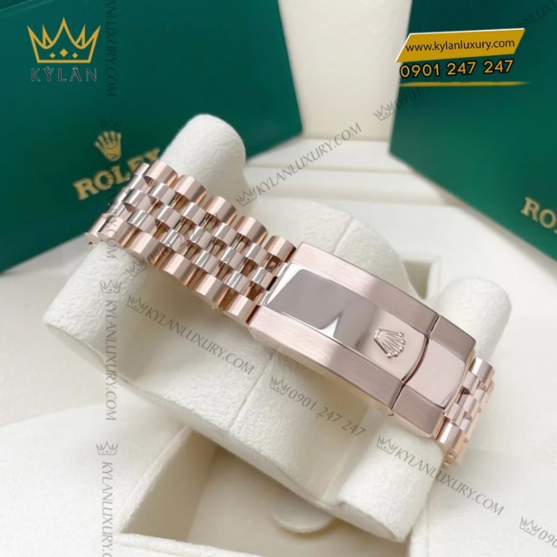 Đồng hồ Rolex Sky-Dweller vàng hồng mặt số xanh lục 336935-0005