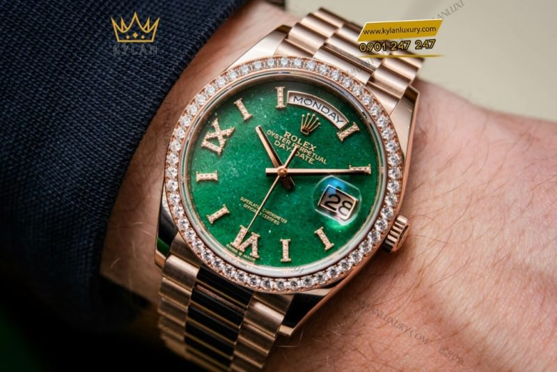 Đồng hồ Rolex Day Date mặt đá xanh vành kim 128345RBR-0068