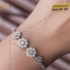 Lắc tay vàng trắng nguyên khối Au750 đính họa tiết hoa kim cương