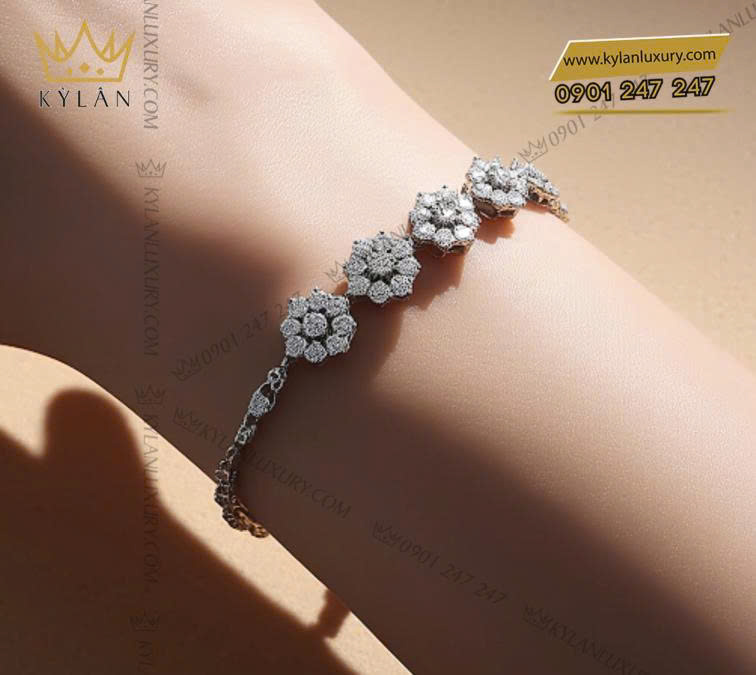Lắc tay vàng trắng nguyên khối Au750 đính họa tiết hoa kim cương
