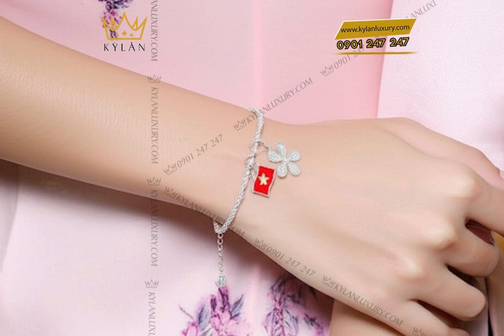 Vòng tay vàng trắng nguyên khối Au750 đính kim cương