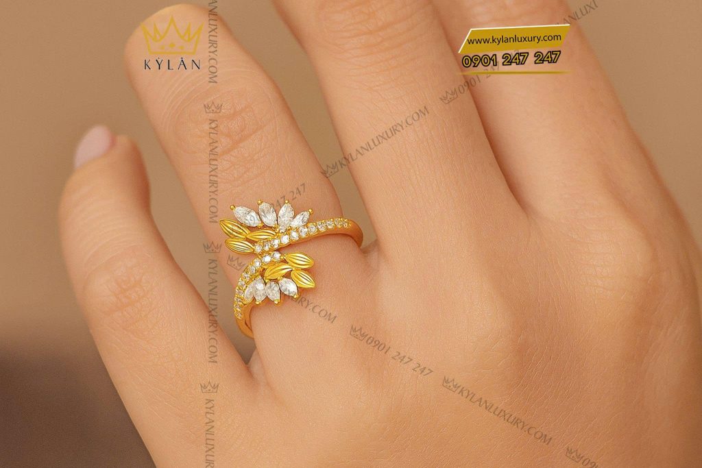 Nhẫn Flower Ring vàng nguyên khối Au750 đính kim cương