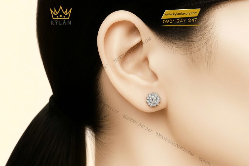 Bông tai Vintage vàng trắng Au750 đính kim cương