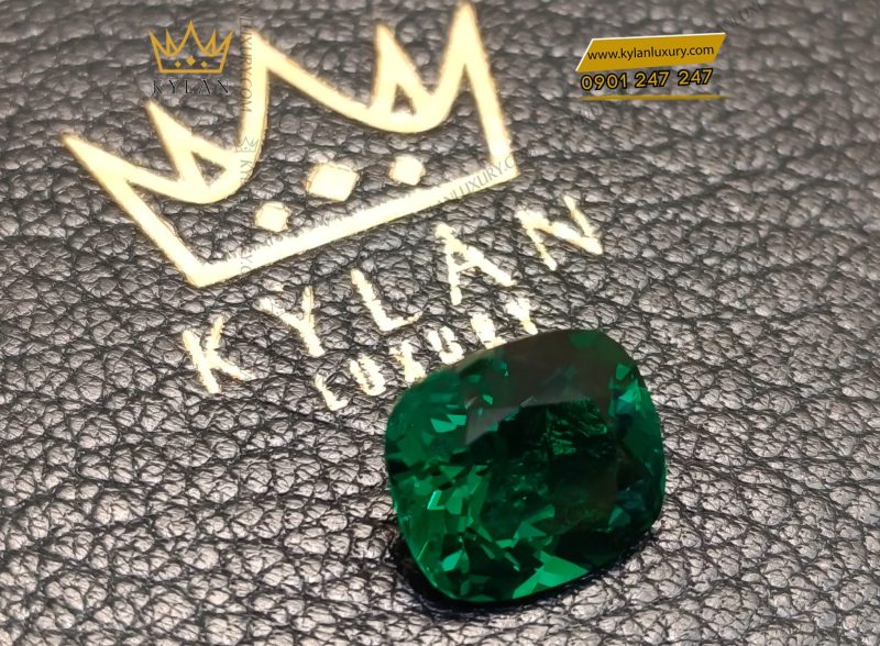 Đá Topaz xanh lục bảo