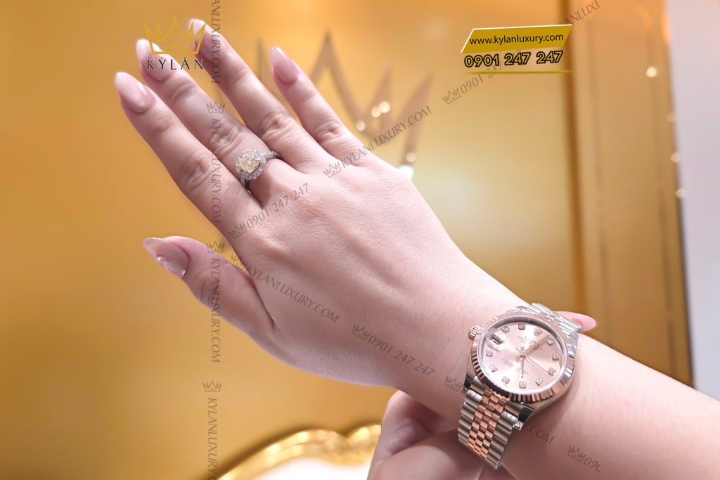 Kỳ Lân Luxury 10 11 Nhẫn nữ vàng trắng nguyên khối Au750 đính viên chủ kim cương 7ly màu vàng