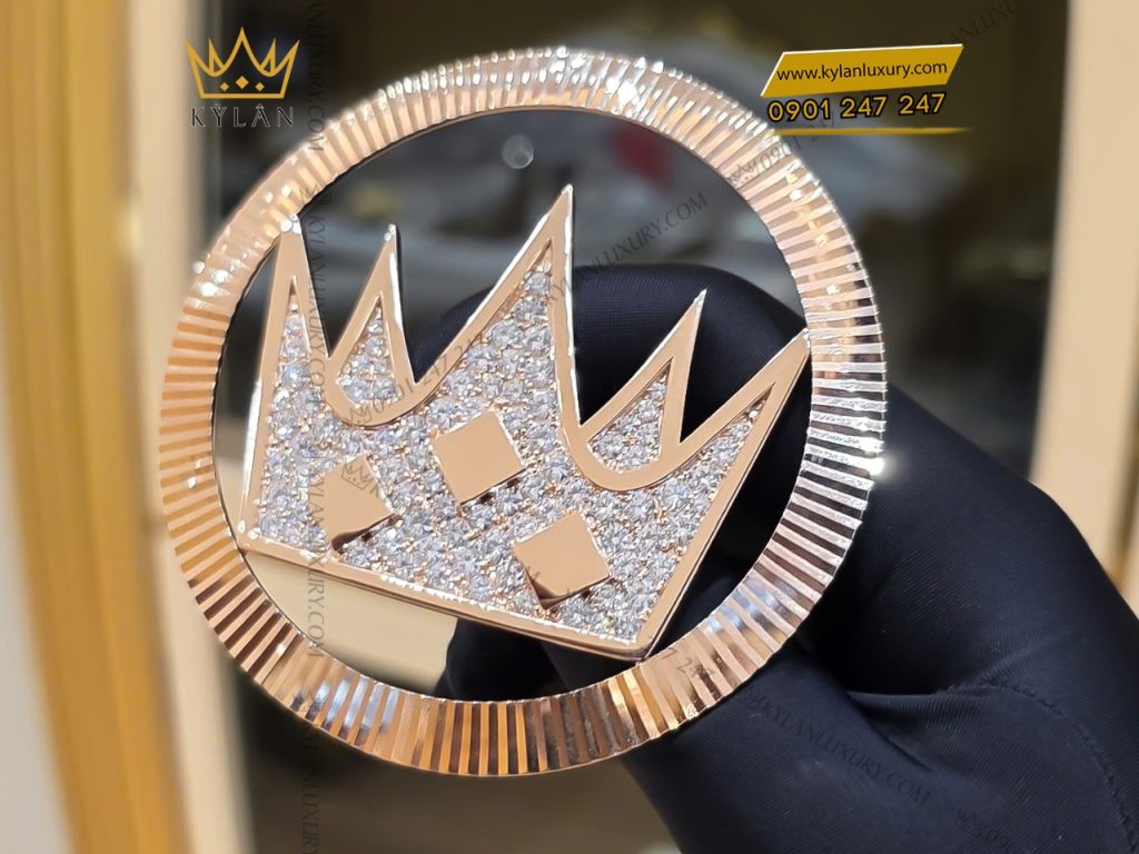Kỳ Lân Luxury 10 30 Mặt logo vương miện KyLan vàng nguyên khối Au750 đính kim cương