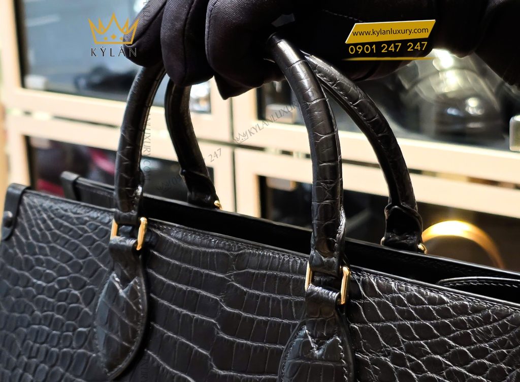 Túi xách nữ full da cá Alligator black 