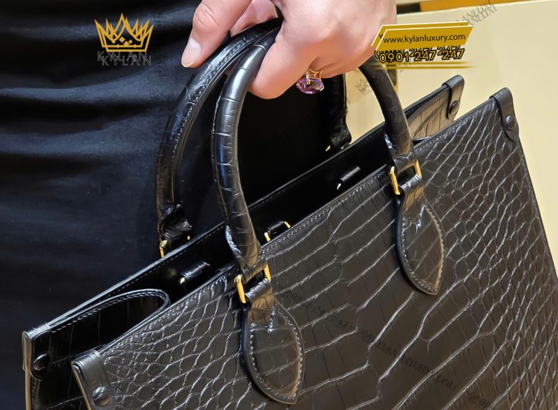 Túi xách nữ full da cá Alligator black