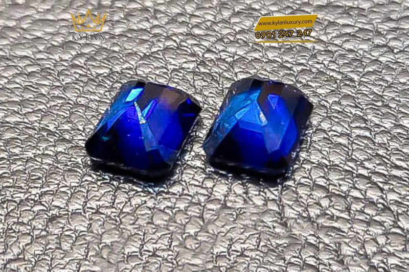 Đá quý sapphire màu xanh dương đậm