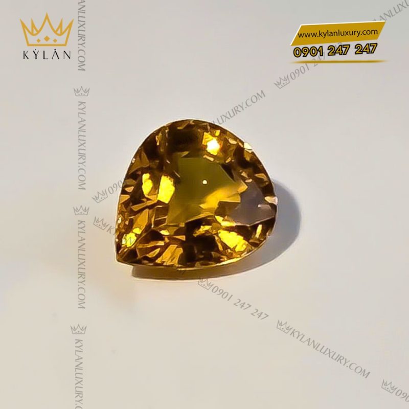 Đá quý sapphire vàng