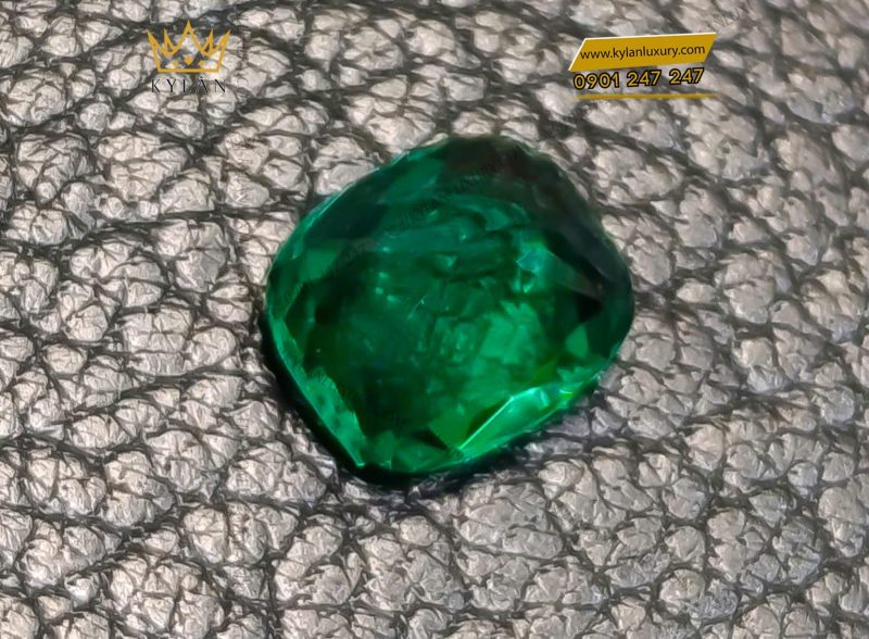 Đá Topaz xanh lục bảo