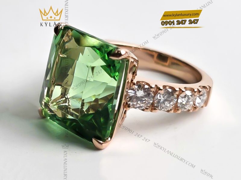 Nhẫn kim cương vàng hồng nguyên khối Au750 đính đá sapphire xanh