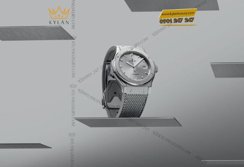 Hublot Classic Fusion Essential Grey 45MM 511.NX.5610.NR.HEC24