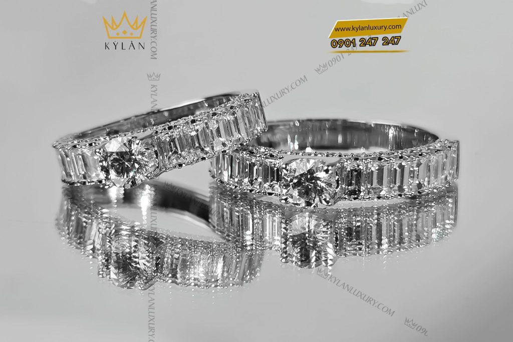 Nhẫn nữ vàng trắng nguyên khối Au750 đính viên chủ kim cương 4ly5