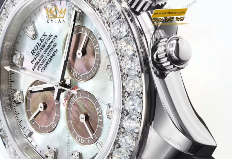 Rolex Cosmograph Daytona m126589RBR mặt số ngọc trai trắng