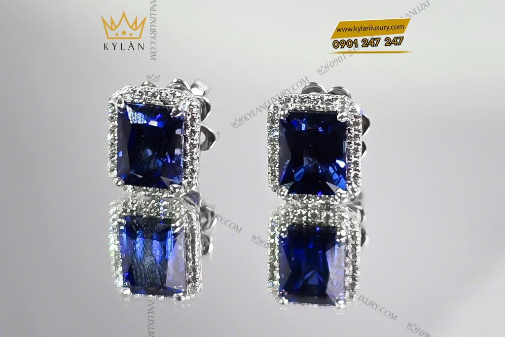 Bông tai kim cương vàng trắng Au750 đính đá Sapphire xanh