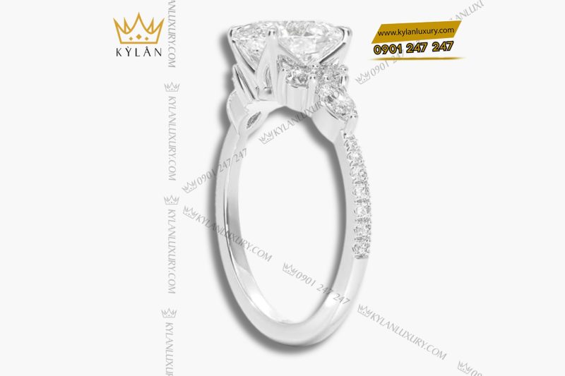 Nhẫn kim cương Oval vàng trắng nguyên khối Au750