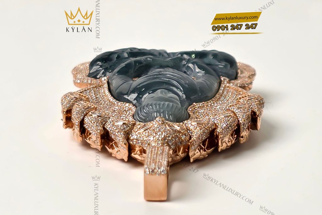Kỳ Lân Luxury 4 72 Mặt dây chuyền mặt Phật vàng hồng nguyên khối Au750 đính kim cương