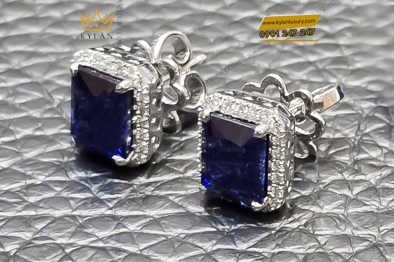 Bông tai kim cương vàng trắng Au750 đính đá Sapphire xanh