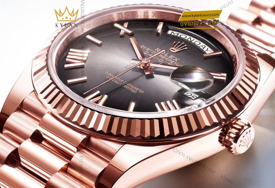 Kỳ Lân Luxury 5 12 Rolex Day-Date 40 Oyster m228235 mặt số xám đen Ombré