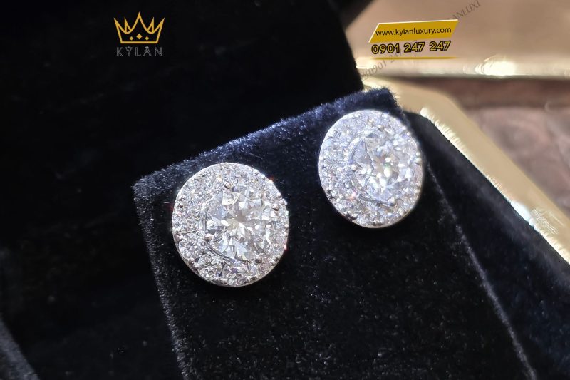 Cặp bông tai vàng trắng nguyên khối Au750 đính viên chủ kim cương 7ly5