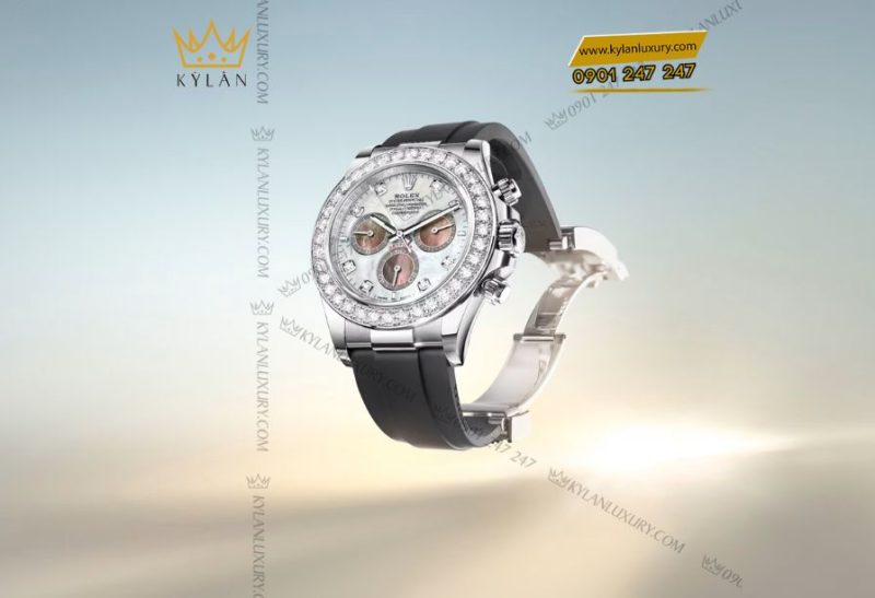 Rolex Cosmograph Daytona m126589RBR mặt số ngọc trai trắng
