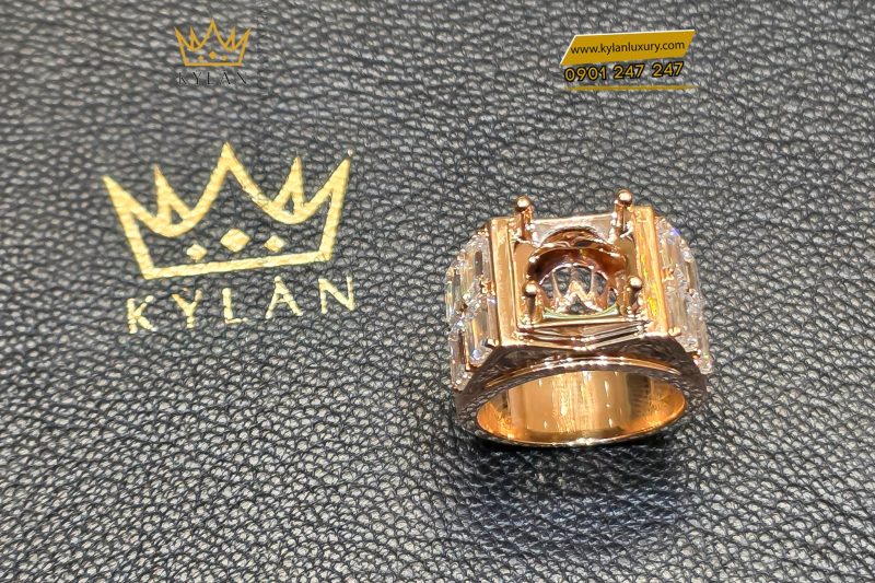 Vỏ nhẫn nam vàng hồng nguyên khối Au750 đính kim cương