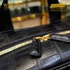 Balo da cá Alligator đen đính logo vương miện KY LAN 