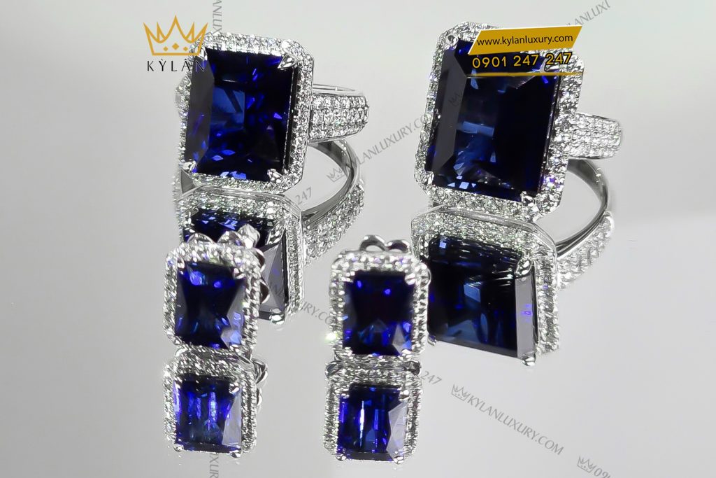 Kỳ Lân Luxury 7 70 Bông tai kim cương vàng trắng Au750 đính đá Sapphire xanh