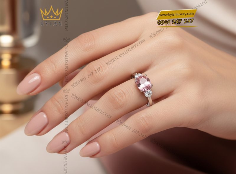 Nhẫn kim cương vàng trắng nguyên khối Au750 đính đá quý 