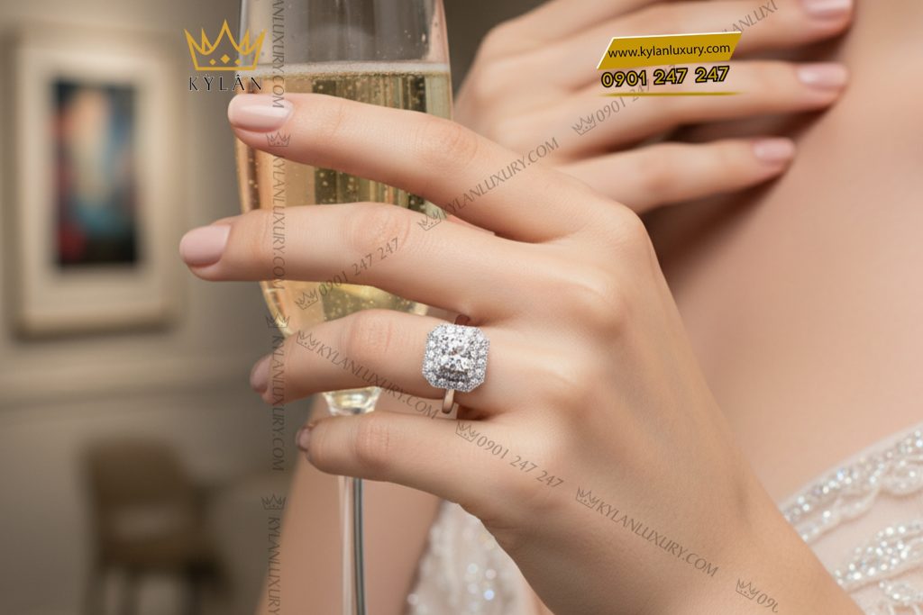 Kỳ Lân Luxury 8 42 Nhẫn kim cương vàng trắng nguyên khối Au750 