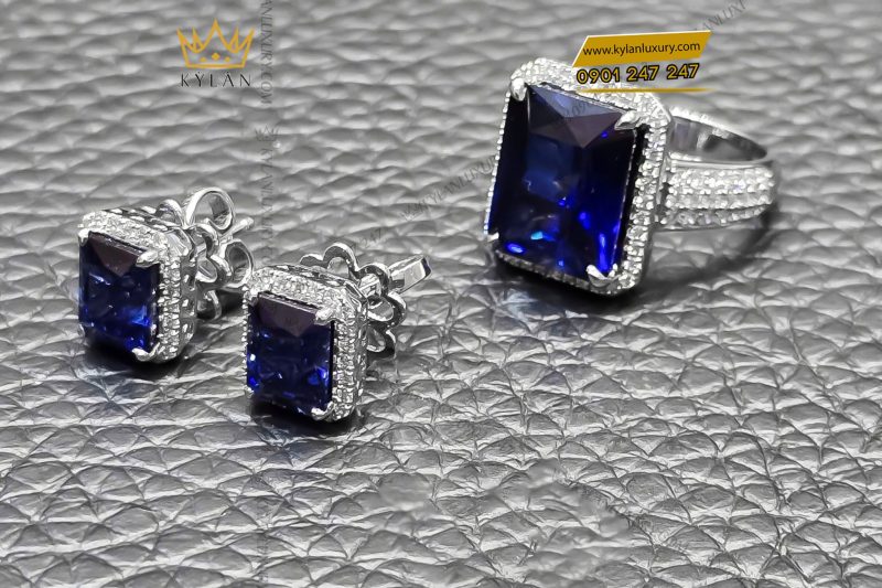 Nhẫn kim cương vàng trắng nguyên khối Au750 đính đá Sapphire xanh