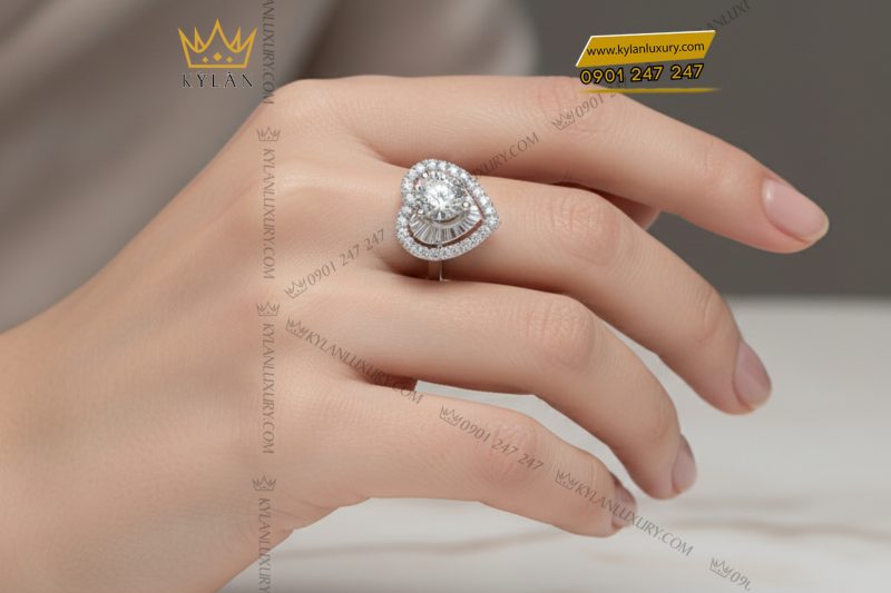 Nhẫn trái tim vàng trắng nguyên khối Au750 đính kim cương