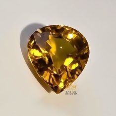 Đá quý sapphire vàng