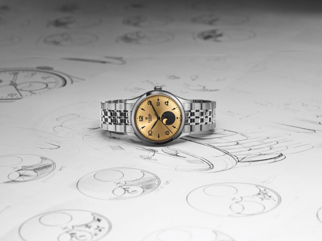 Kỳ Lân Luxury Dong ho Tudor 1926 Luna 4 Đồng hồ Tudor 1926 Luna