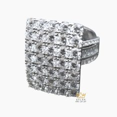 Nhẫn nữ mặt hình chữ nhật vàng trắng Au750 đính kim cương 