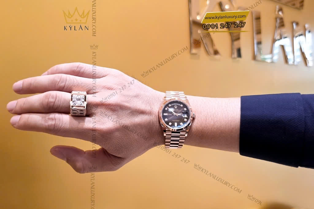 Kỳ Lân Luxury Nhan vang hong Au750 dinh vien chu kim cuong Baguette 3 Nhẫn vàng hồng Au750 đính viên chủ kim cương Baguette