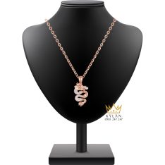 Mặt dây chuyền Kim Long Vượng Khí vàng hồng Au750 đính kim cương 