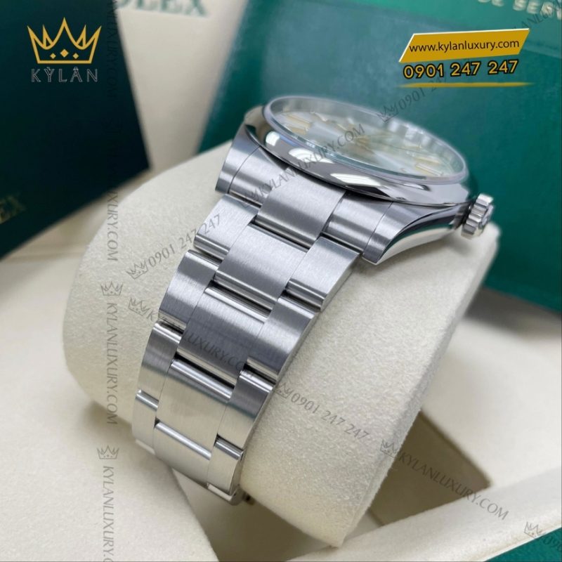 Đồng hồ Rolex Oyster Perpetual 41 mặt số bạc 134300-0001