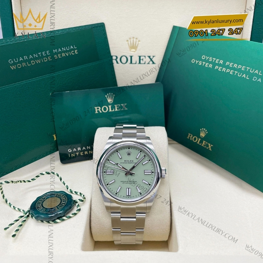 Kỳ Lân Luxury dong ho rolex oyster perpetual 41 mat so xanh pistachio 134300 0006 3 Đồng hồ Rolex Oyster Perpetual 41 mặt số xanh Pistachio 134300-0006