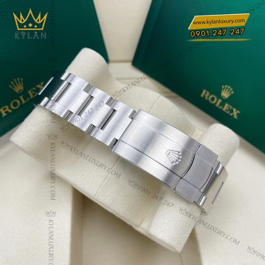 Kỳ Lân Luxury dong ho rolex oyster perpetual 41 mat so xanh pistachio 134300 0006 7 Đồng hồ Rolex Oyster Perpetual 41 mặt số xanh Pistachio 134300-0006